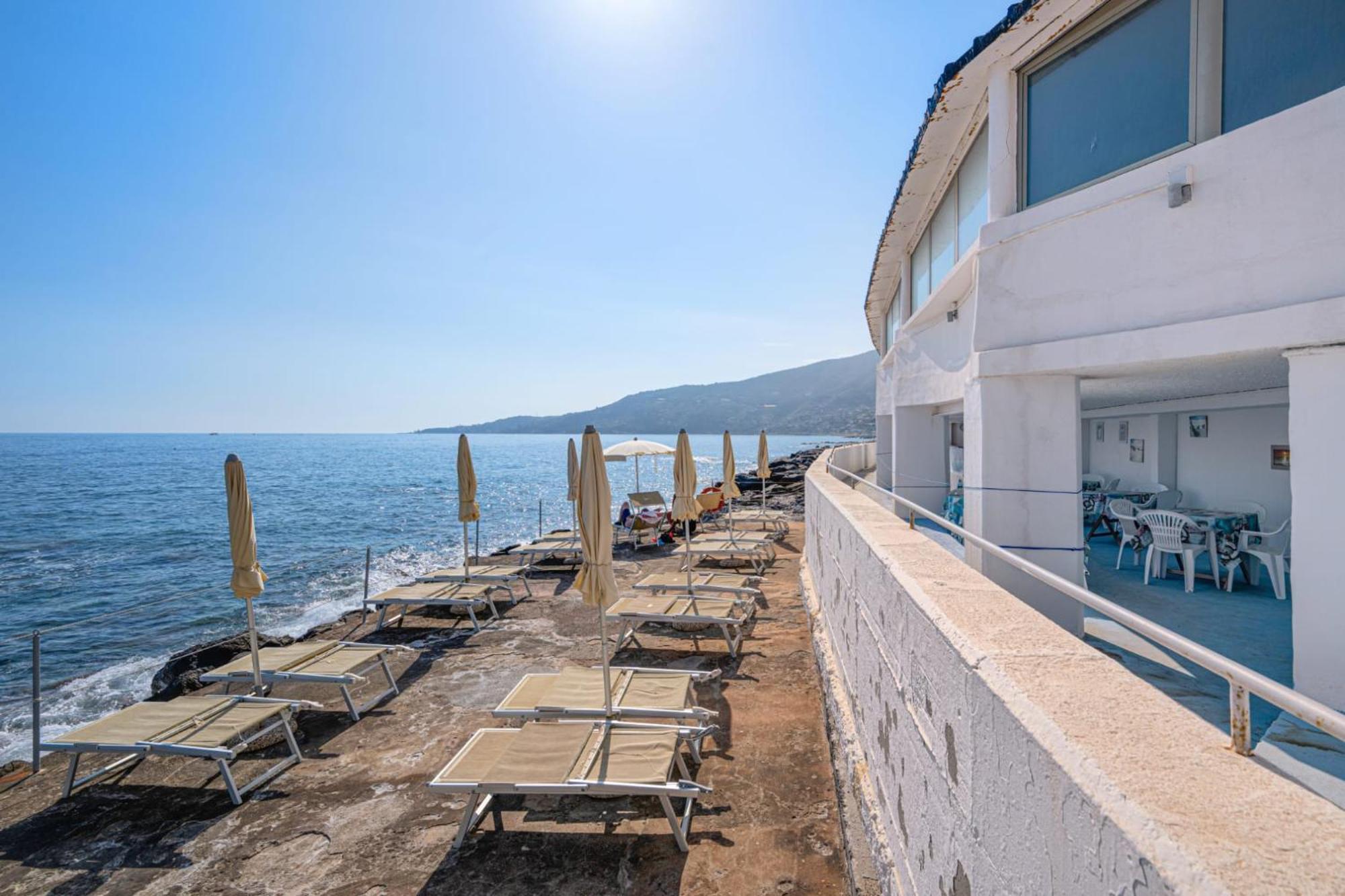 Hotel La Perla Del Capo Оспедалетти Экстерьер фото